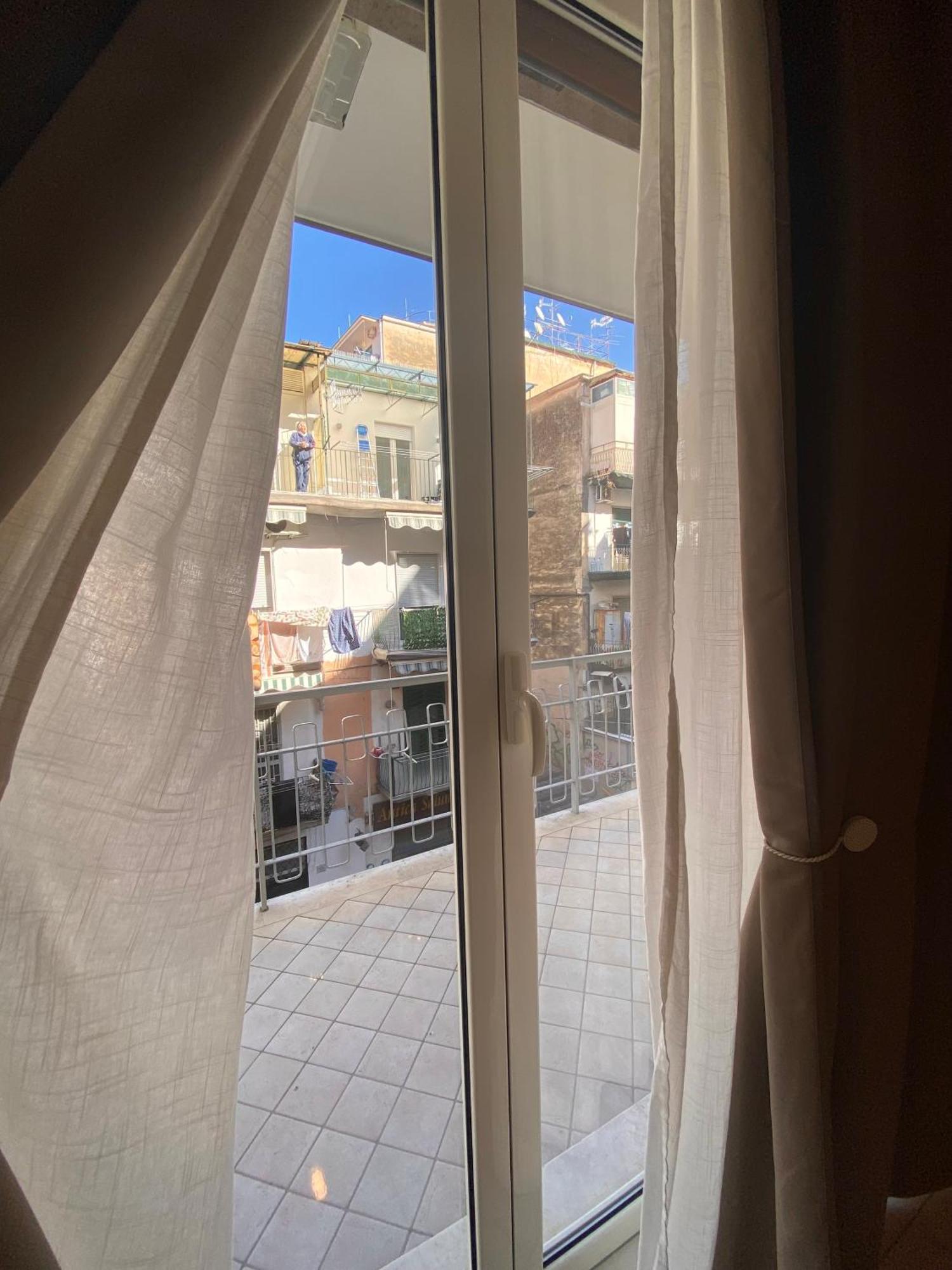Bed and Breakfast La Dimora Di Marti " Vicino Al Centro Storico Di Napoli" Exterior foto